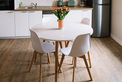 Perawatan Furniture